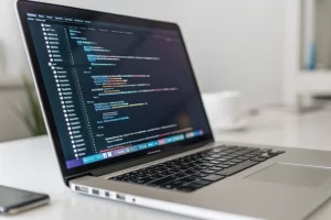 GPT-5, OpenAI, U.S. Government, ChatGPT Enterprise, General Services Administration, Microsoft, GPT-OSS-20B, Windows, Recurse, AI-powered, code review, bug detection, medical accuracy, efficiency, Pro Version